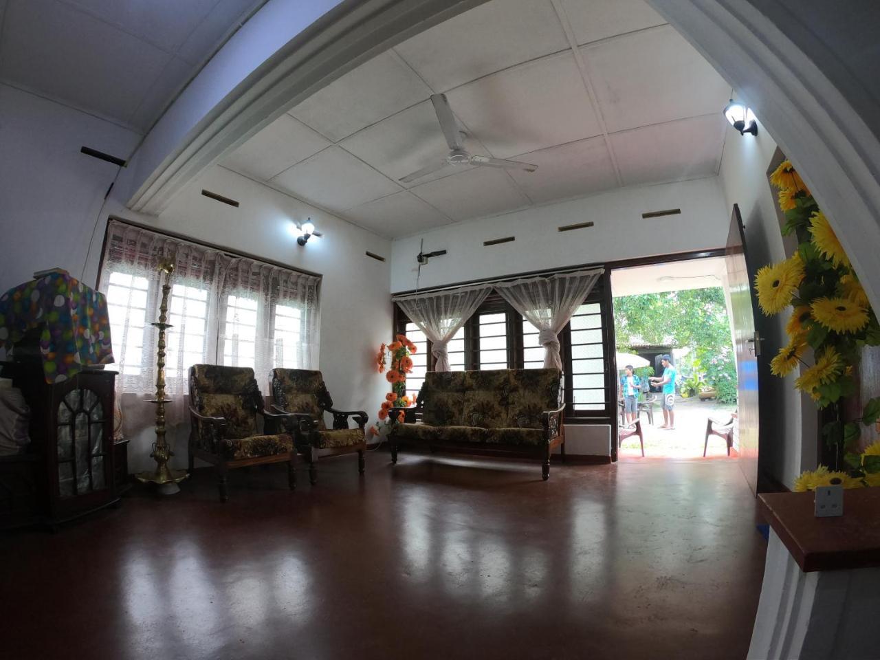 Shrinith'S Place - Dodanduwa ฮิกคาดูวา ภายนอก รูปภาพ